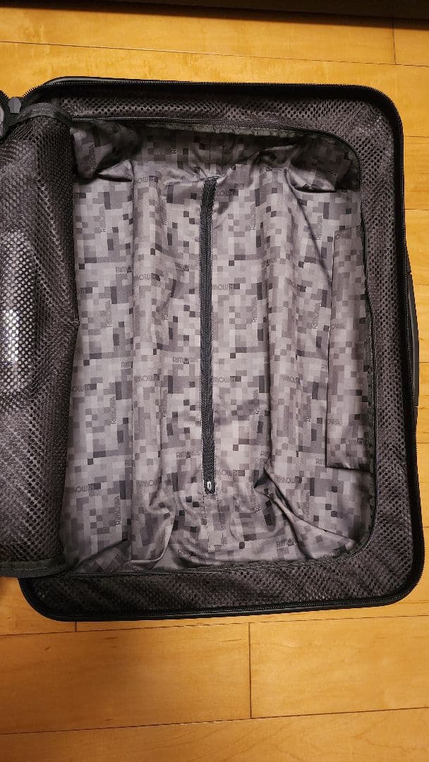 RIMOWA 限定カラー グレー 機内持ち込みサイズ キャリーケース美品
