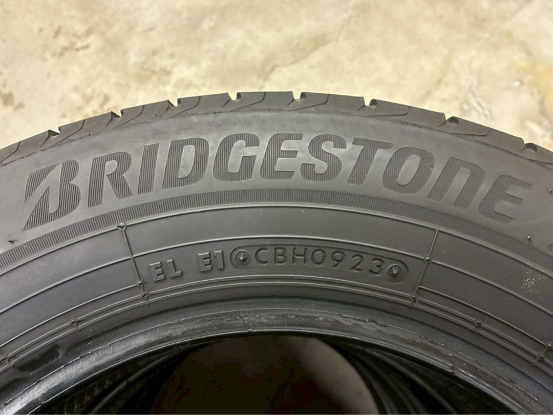 送料込み‼️ 145/80R13 2023年製 国産✨ バリ山✨ 夏タイヤ 4本 - メルカリ