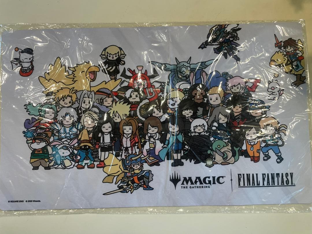 日本限定 「MTG×FINAL FANTASY」ちびキャラプレイマット