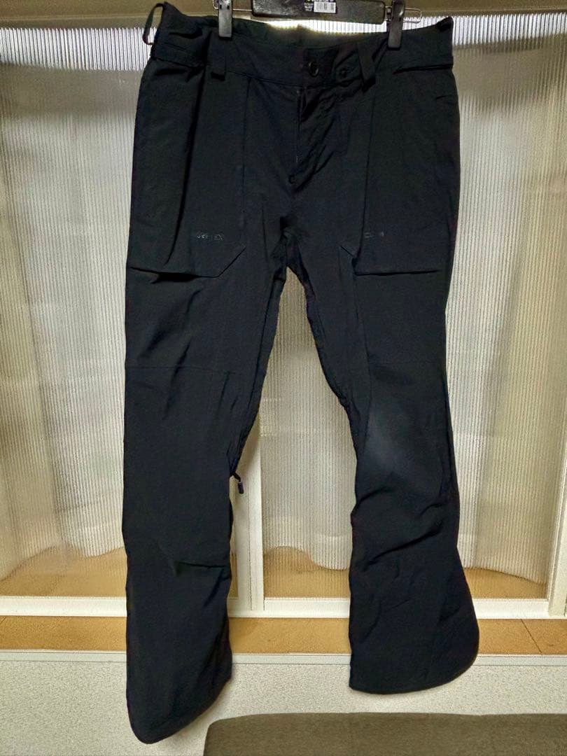 VOLCOM STRETCH GORE スノーボードパンツ Mサイズ ブラック SALE】VOLCOM メンズ L GORE-TEX PANT スノーボードパンツ