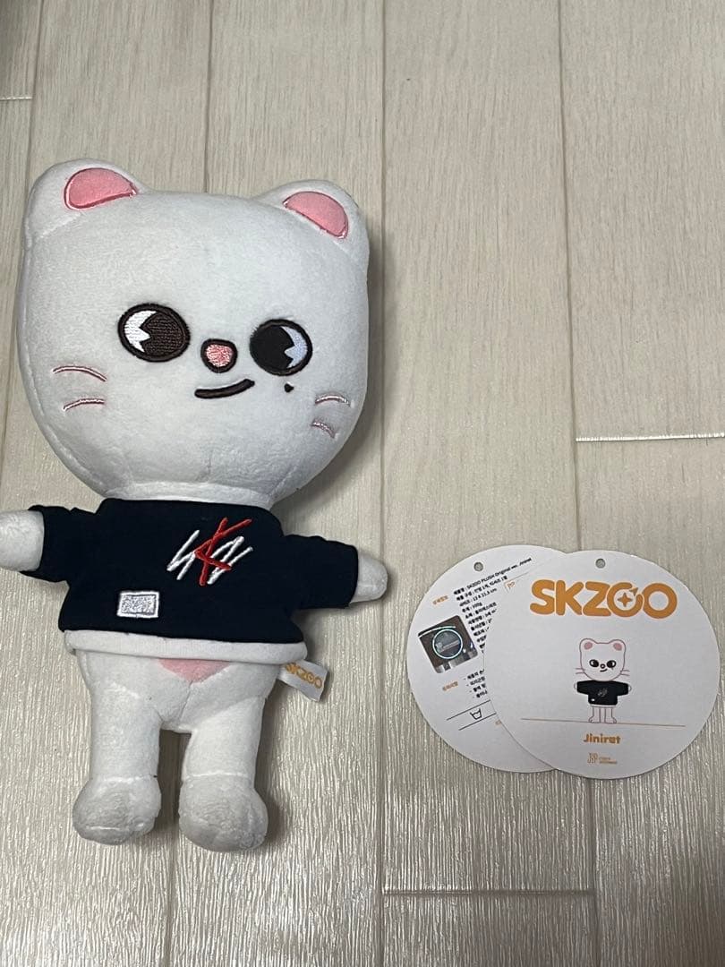 正規品】SKZOO ヒョンジン ジニレット - メルカリ