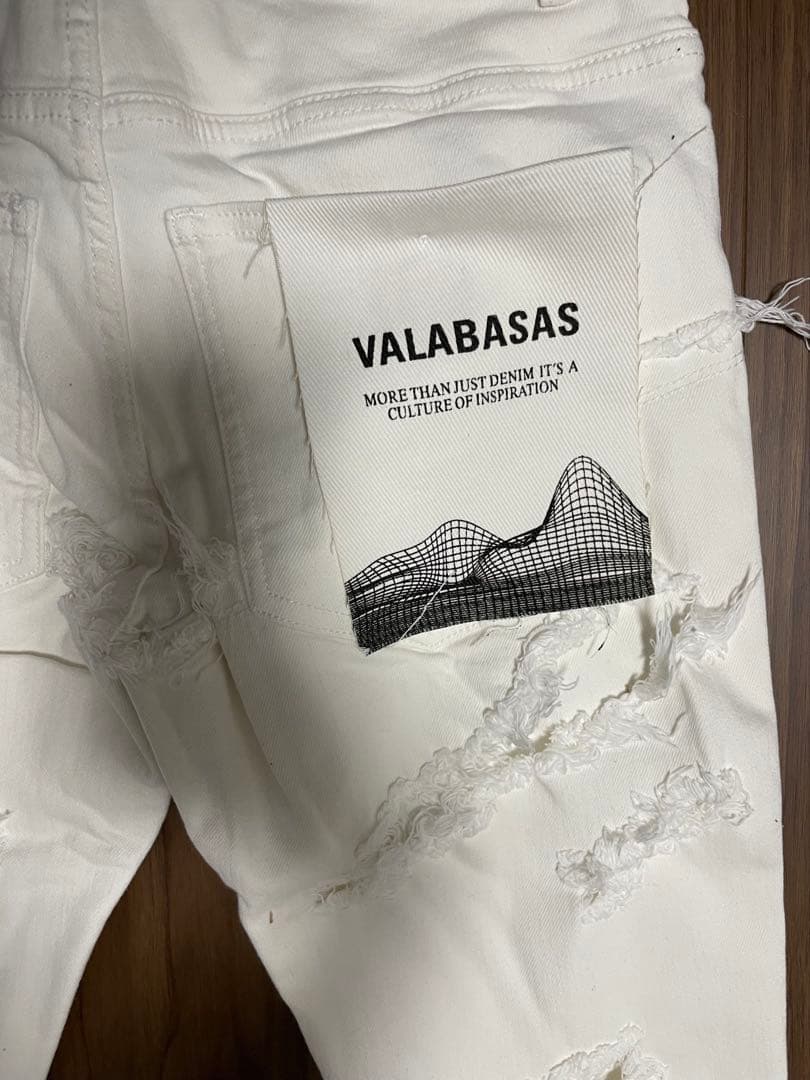 VALABASAS フレアデニム クラッシュ ホワイト サイズ30 新品 - メルカリ