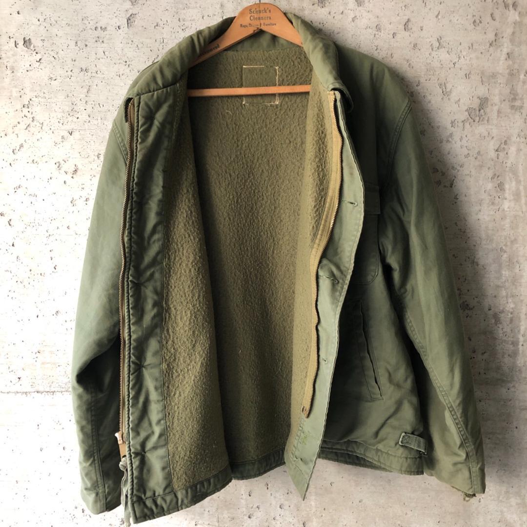 USN 本物 実品 80s U.S. NAVY A-2 A2 デッキジャケット - メルカリ