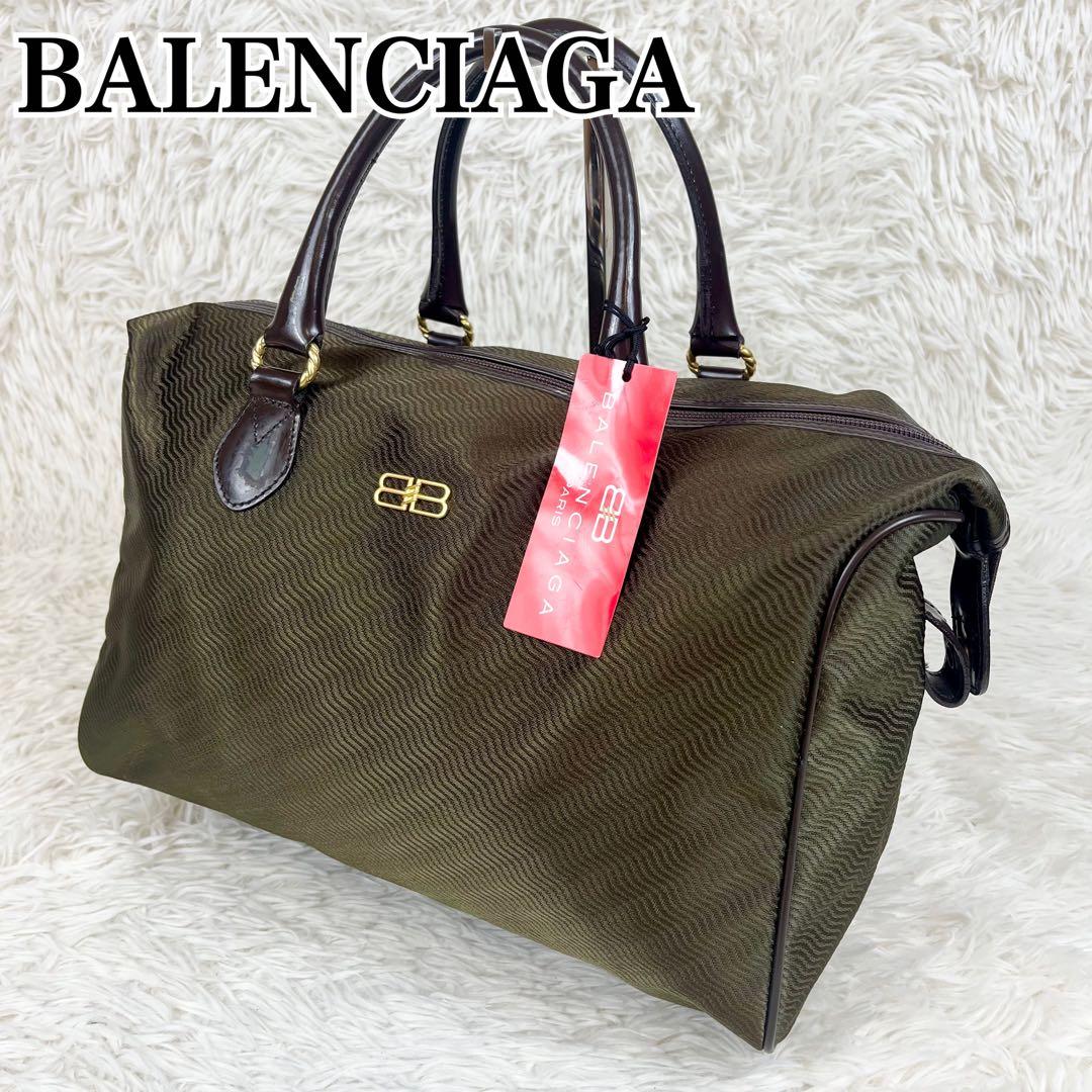 BALENCIAGA バレンシアガ　ボストンバッグ　ナイロン　グリーン BALENCIAGA バレンシアガ ロゴ スエード ボストンバッグ グリーン