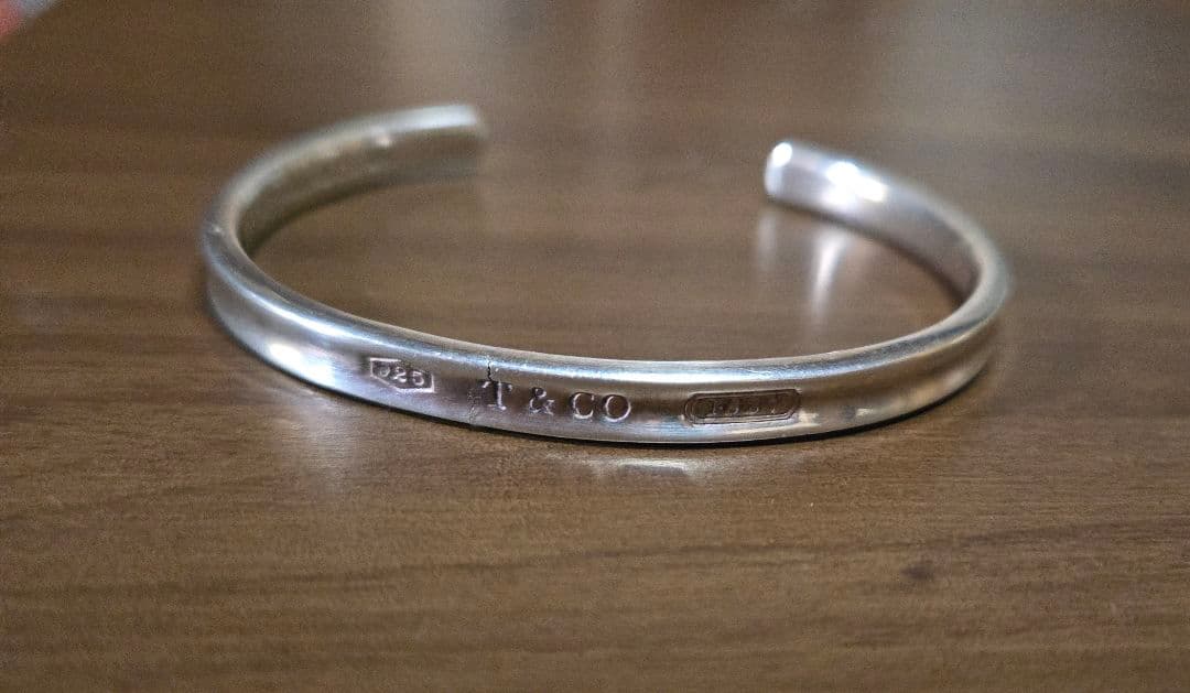 ティファニー ナロー カフ 1837 バングル ブレスレット ビンテージ TIFFANY&Co. ティファニー 1837 ナロー バングル ブレスレット – Trip