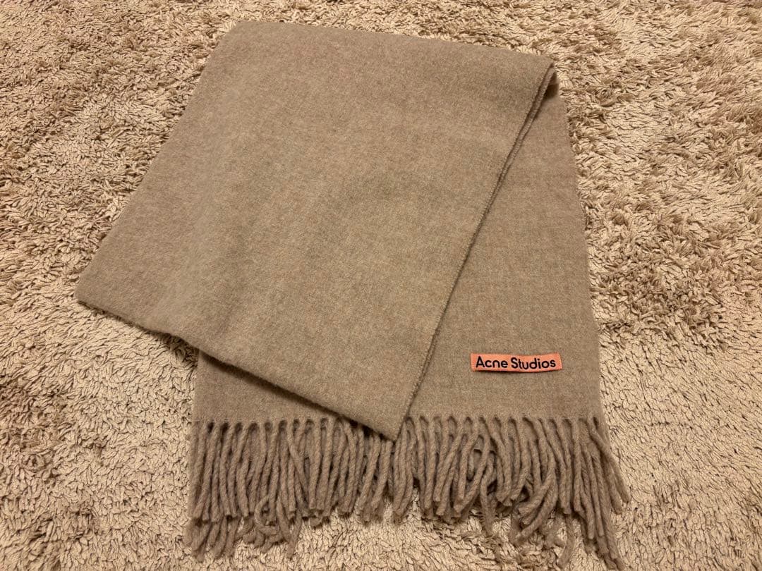 C*t様 Acne Studios グレー フリンジ付きマフラー