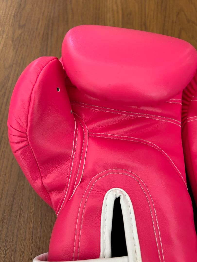 Fairtex ボクシンググローブ 6 oz ピンク - メルカリ