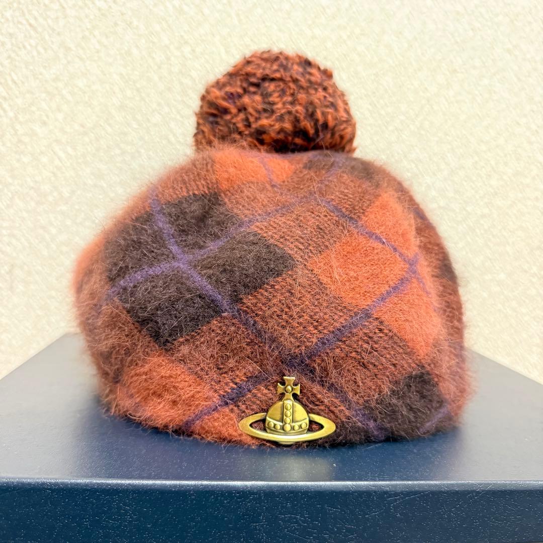 極美品✨️ Vivienne Westwood ベレー帽 アンゴラ 金具 ポンポン 極美品✨️ Vivienne Westwood ベレー帽 アンゴラ 金具 ポンポン 210.jpg