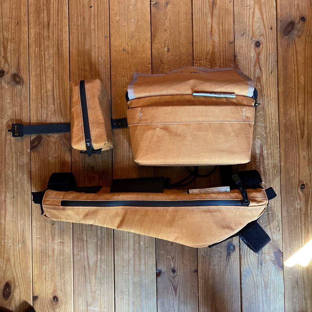 OUTER SHELL ADVENTURE バッグ3点セット OUTER SHELL ADVENTURE】Everyday Tote / 毎日使うものだからこそ最良