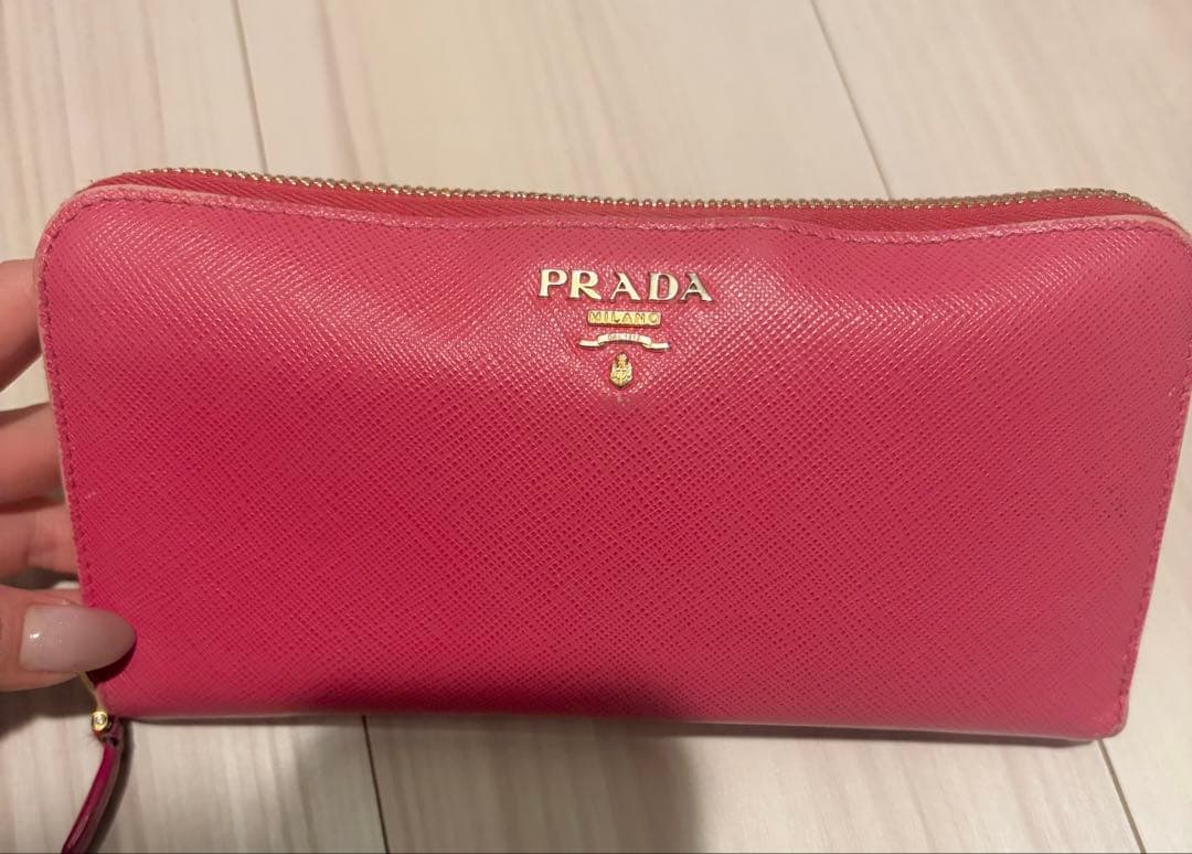 PRADA サフィアーノレザー 長財布 ピンク - メルカリ
