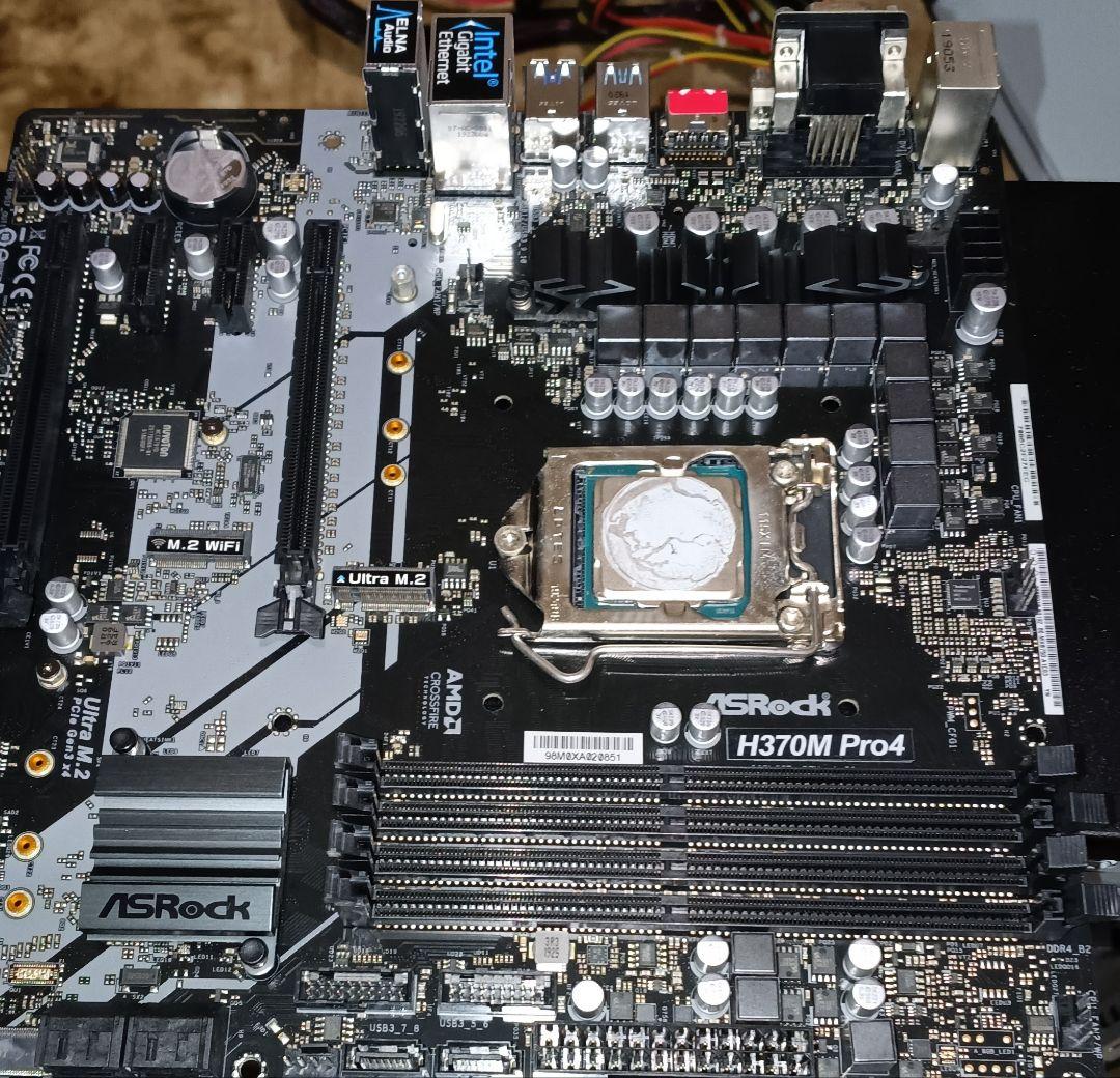 ASRock Z390 Pro4 マザーボード+Core i7 9700KF