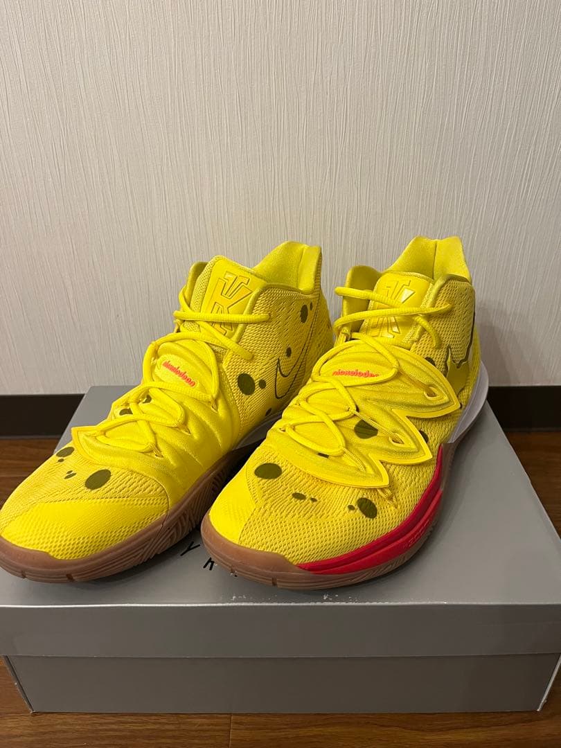 NIKE KYRIE 5 スポンジボブ ナイキ カイリー美品 国内9月6日発売予定】 スポンジボブ × ナイキ カイリー 5 