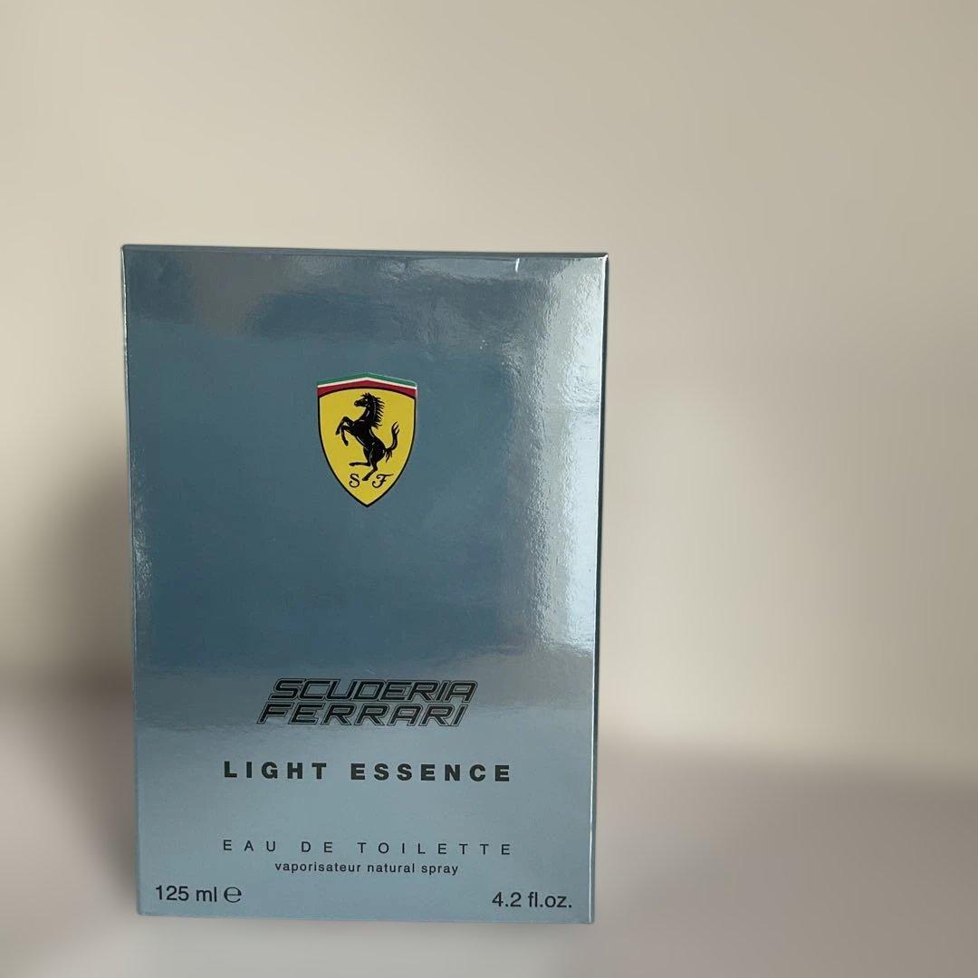 231　スクーデリア フェラーリ ライトエッセンス オードトワレ 125ml Ferrari（フェラーリ） スクーデリア ライトエッセンス EDT SP 125ml