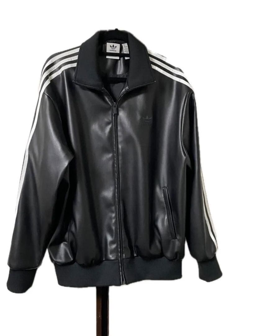 adidas originals フェイクレザージャケット フィリックス着用 - メルカリ