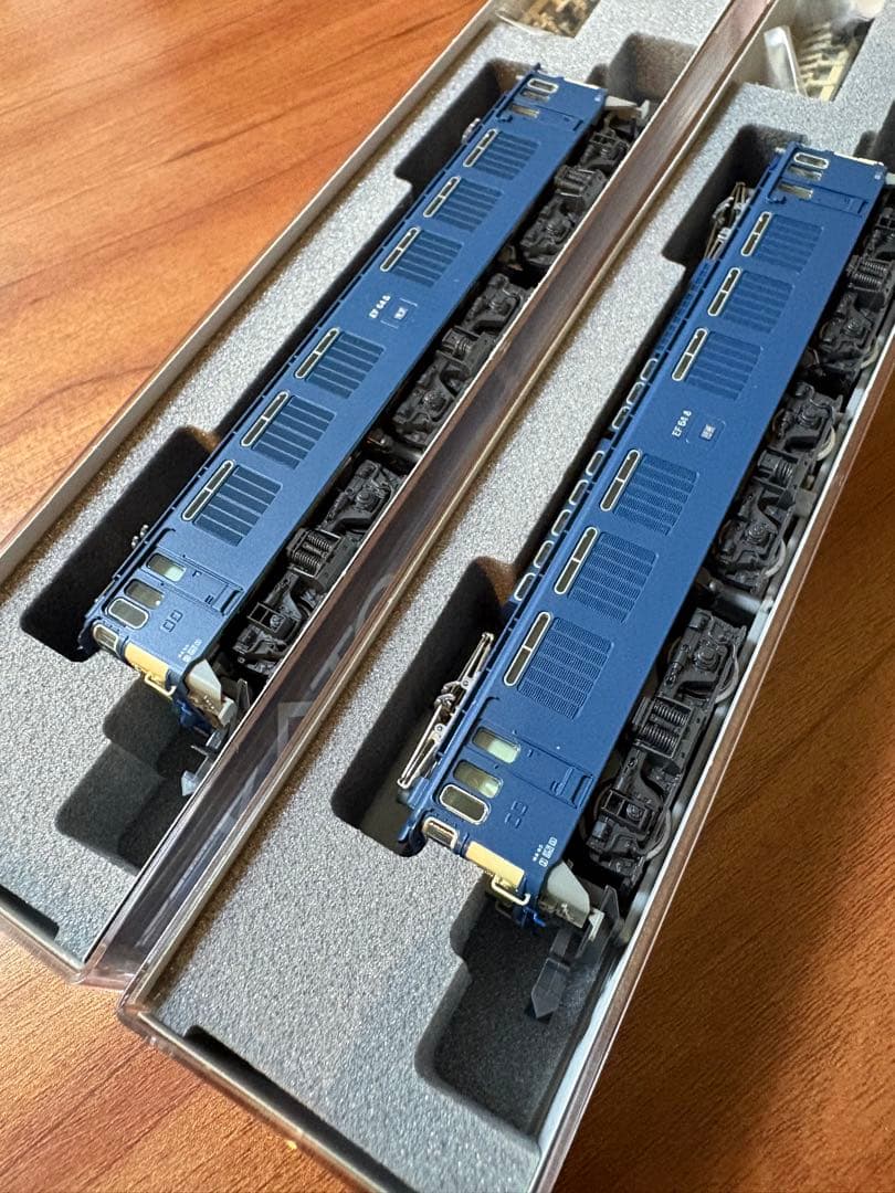 KATO 3091-1 EF64 Nゲージ 2両セット EF64 0 1次形が入線です。KATO 3091-1 | NGaugeJP - 横濱模型 | 鉄道
