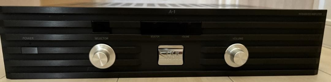★　超美品　保証あり　SOULNOTE A-1B　プリメインアンプ ブラック　★ SOULNOTE、アンプ「A-1」など1シリーズをver.2に進化。上位機の知見