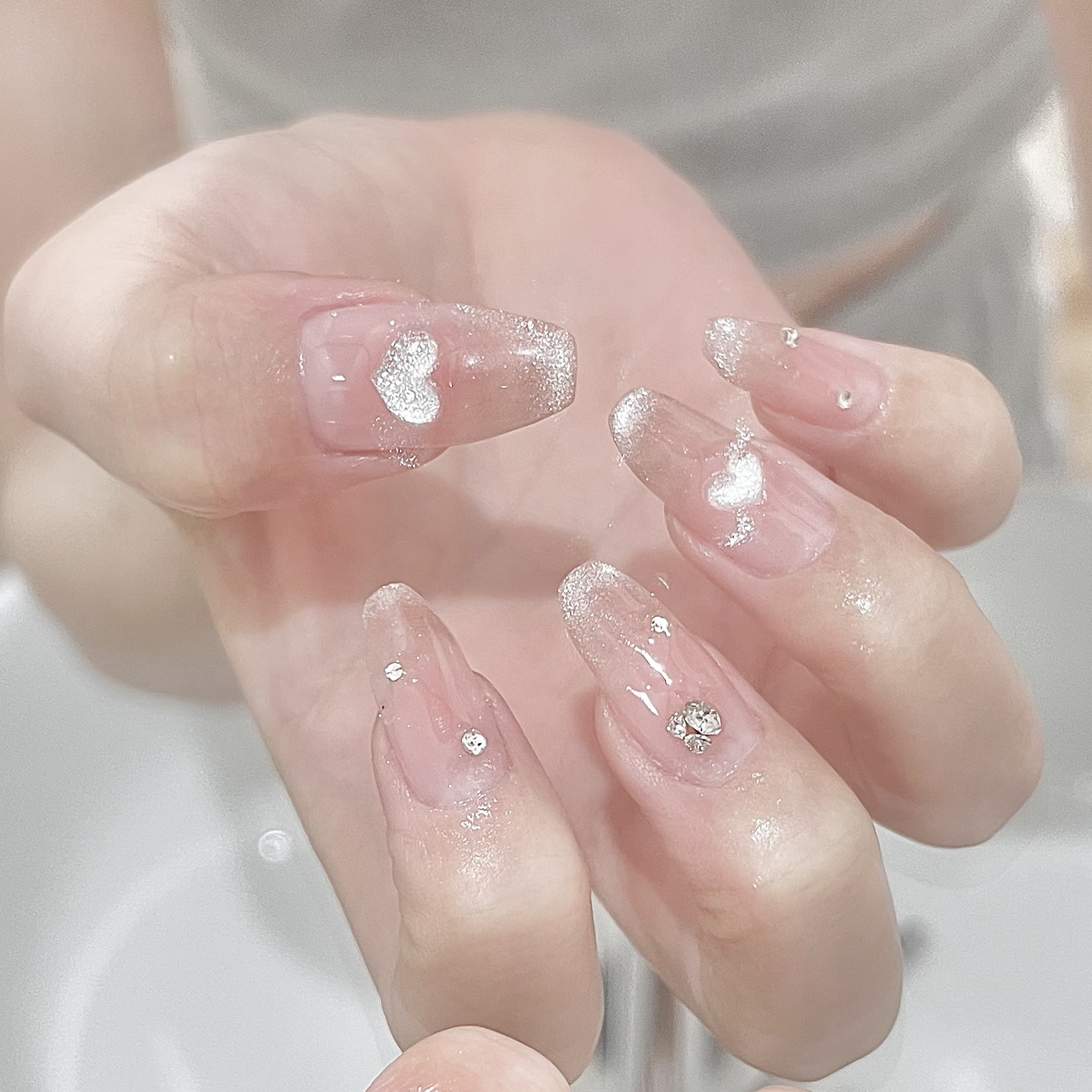 No.44】キラキラちゅるん💞マグネットフレンチ ぷっくりハート ネイル