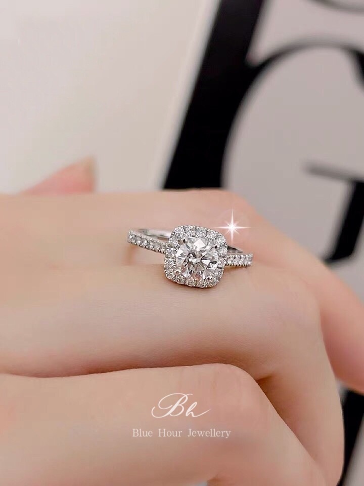 モアッサナイト Dカラー スクエア ヘイローリング 0.5ct/1ct/2ct