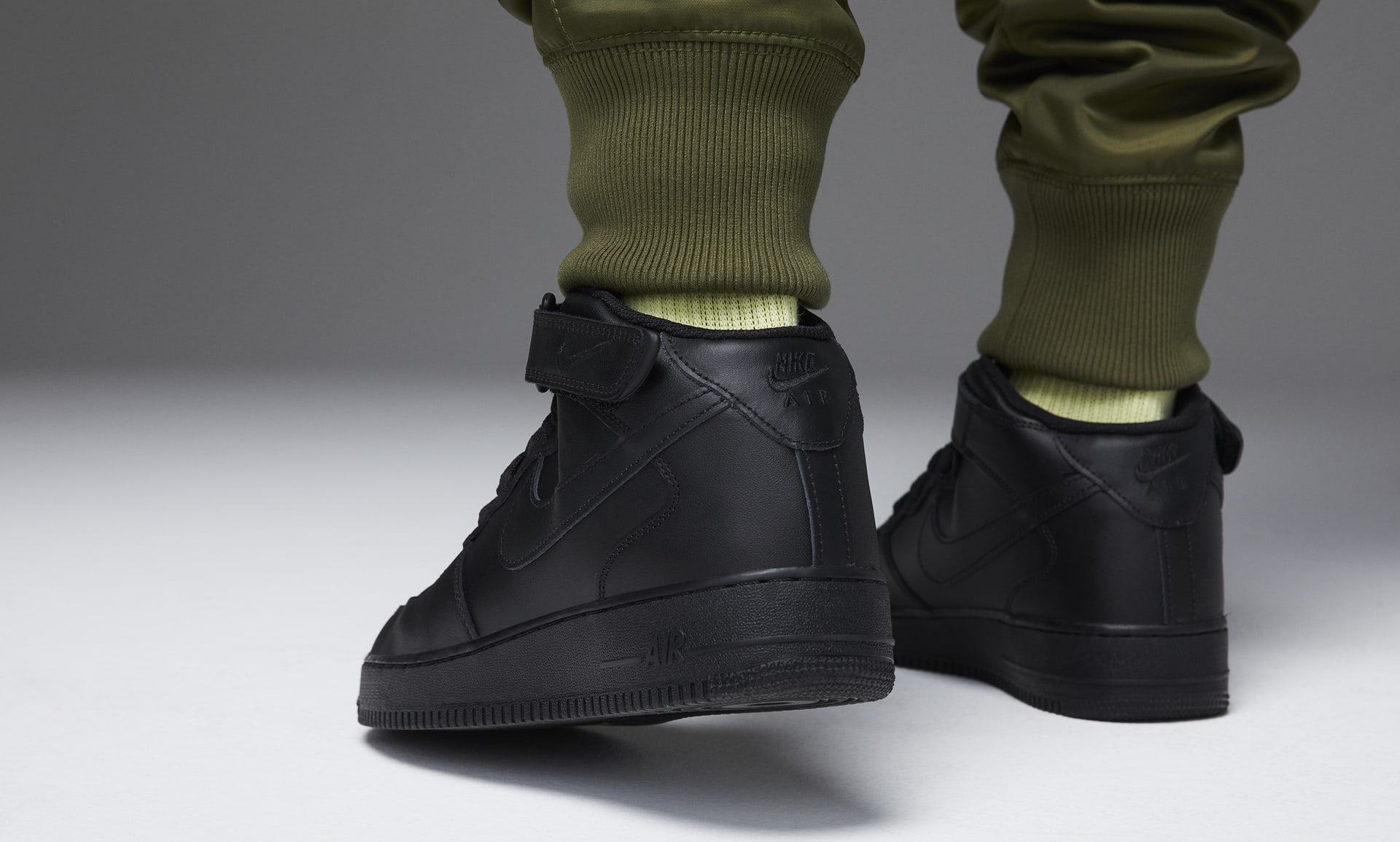 Nike Air Force 1 Mid '07 Men's Shoe. Nike CA