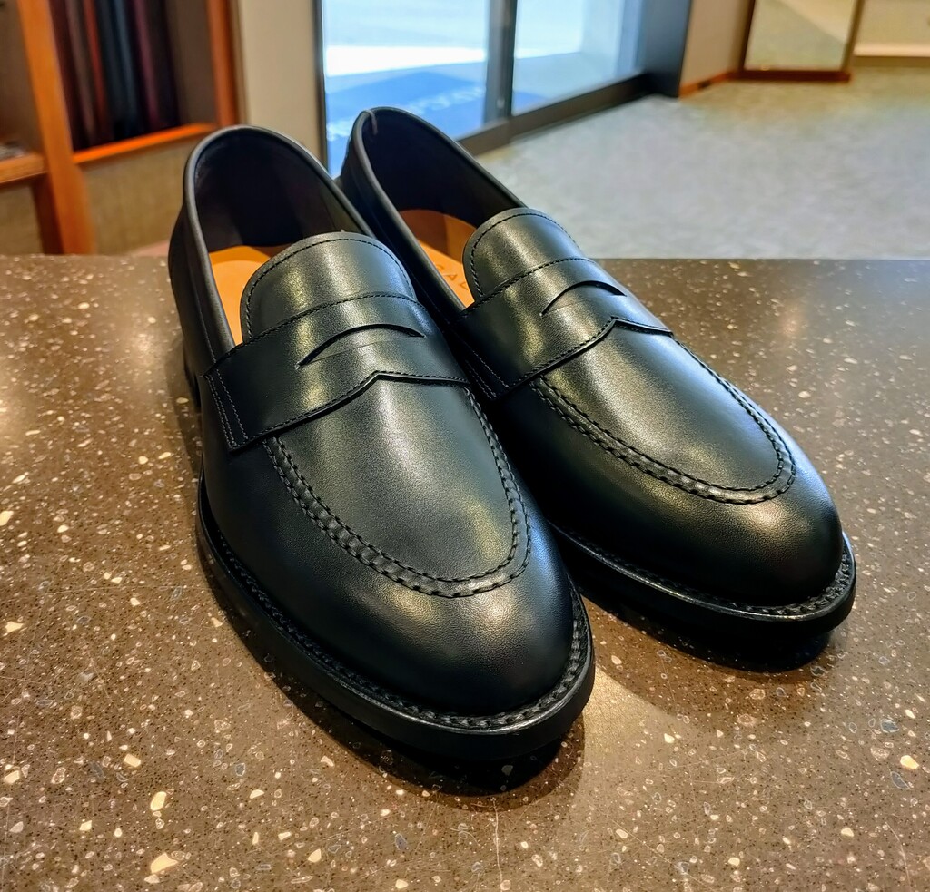 新作】ONOFFいける正統派ローファー | 靴のリーガルコーポレーション