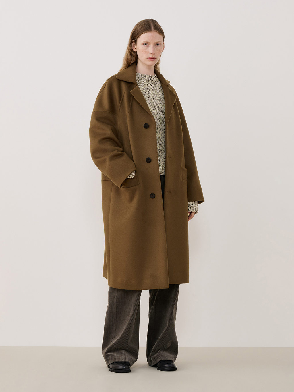 AUTUMN / WINTER 2025 Coat Collection Preview | トゥモローランド