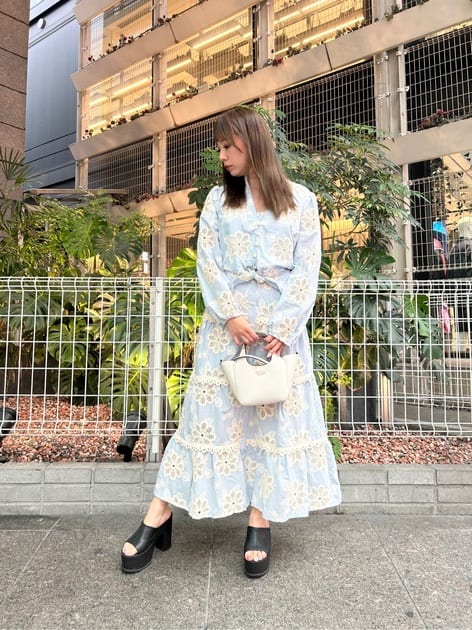 SL Tabitha Dress ワンピース ドレス | GUESS(ゲス) JAPAN 公式