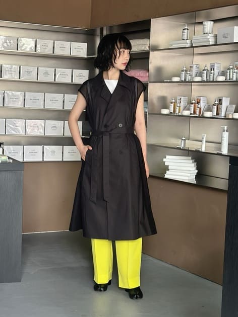 □バックサテンジョーゼット スラックス｜トゥモローランド 公式通販