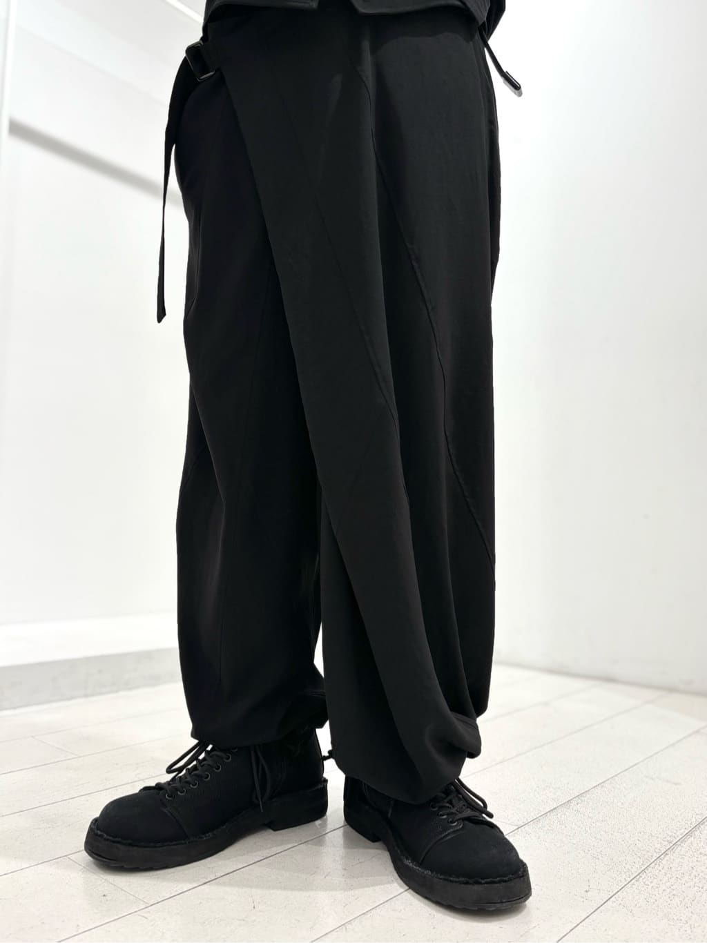 STAFF STYLING｜THE SHOP YOHJI YAMAMOTO