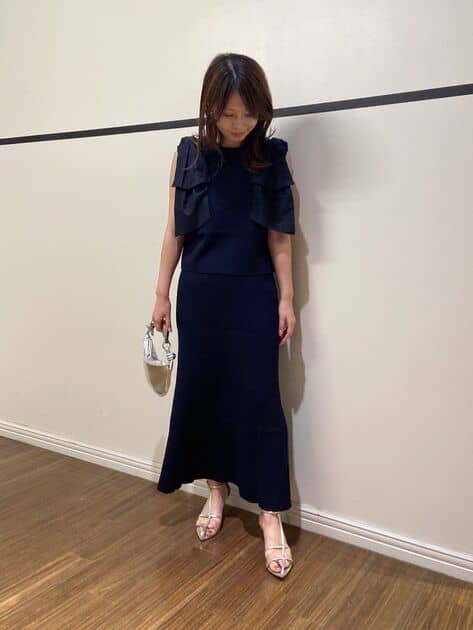 スタッフコーディネート】≪神崎恵さんコラボ≫サテンボウタイブラウス