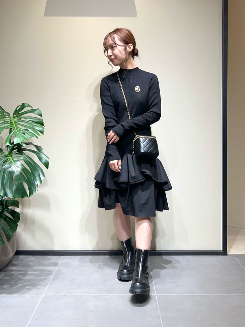 スタッフコーディネート】タフタドッキングワンピース ｜suzuna