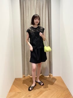 EMMEL REFINES＞EM Wクロス ハイウエスト タック ショートパンツ