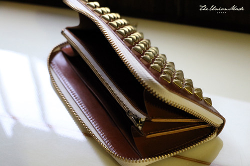 STUDS PURSE