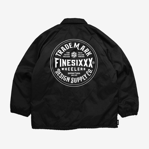 TRADE MARK EMBROIDERY ZIP COACH JACKET - BLACK | FINESIXXX