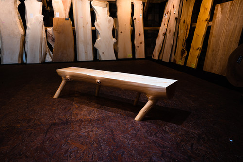THE HINOKI BENCH | 森庄銘木産業株式会社｜山なら森庄