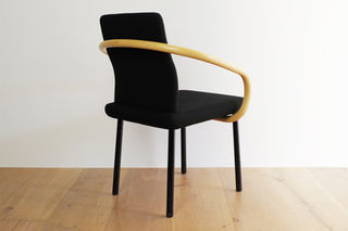Mandarin Chair / Knoll | BUILDING