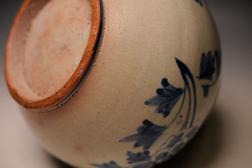 李朝 染付 花文壺 朝鮮古美術 | 骨董品買取 古美術遊美 西宮・芦屋・宝塚