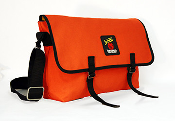 3601 Original Messenger Medium | De Martini Globe Canvas Co.