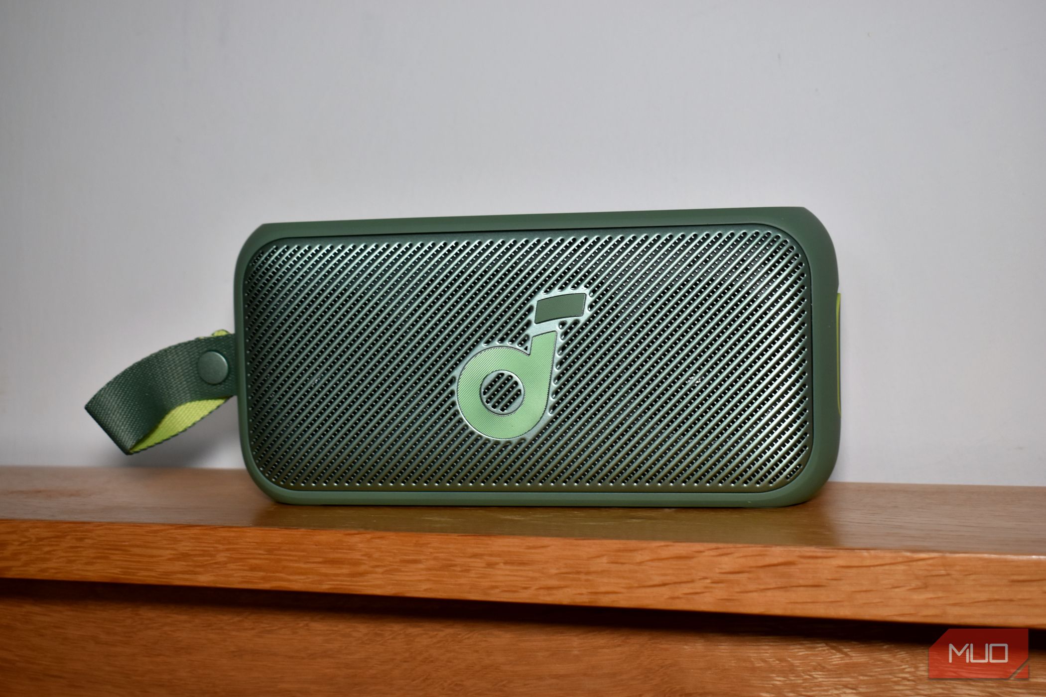 Soundcore Motion 300 Review: This Budget-Beating Bluetooth Speaker