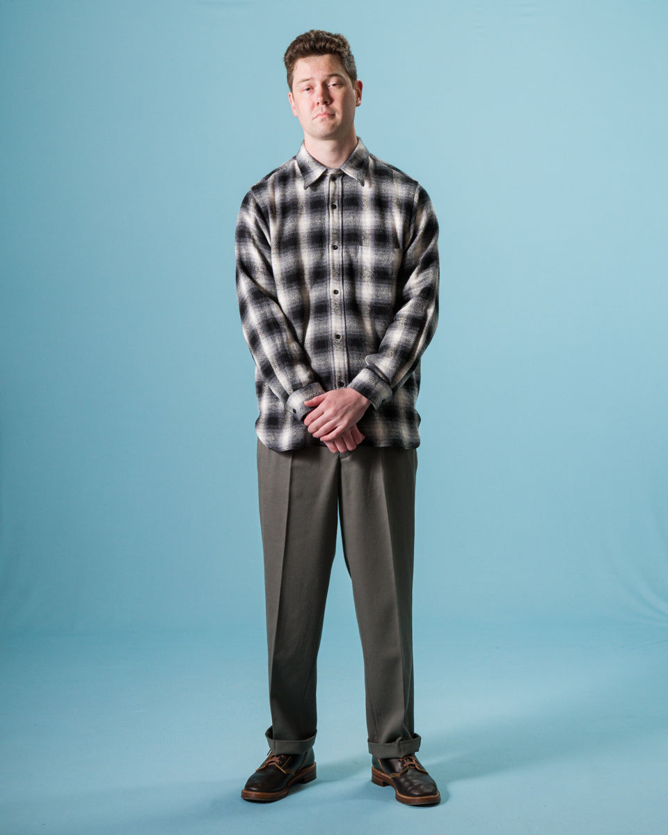 Senui Inside Pockets Front Placket Shirt - Black Heavy Ombre