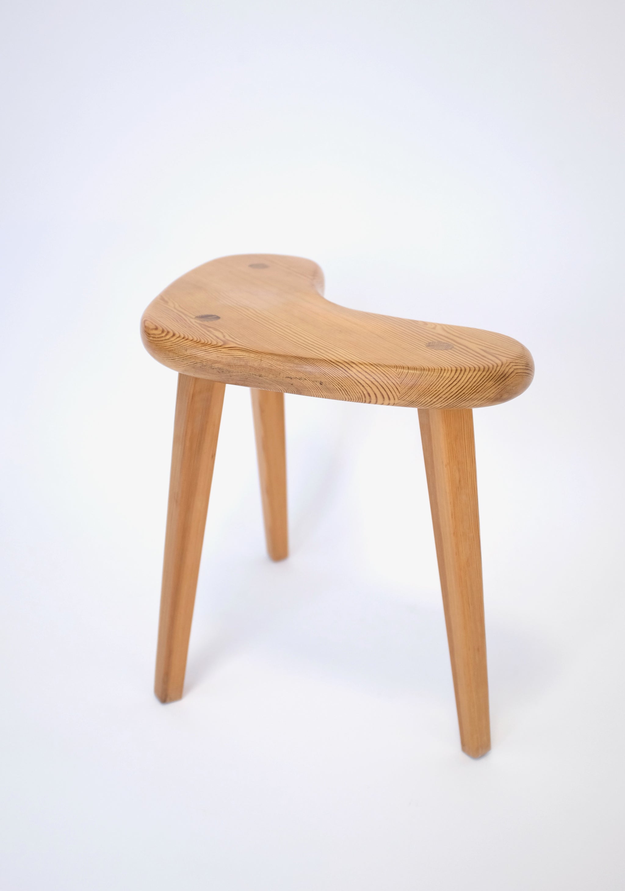 Swedish Pine Stool by Stig Sandkvist, Vemdalen – Studio Nordic