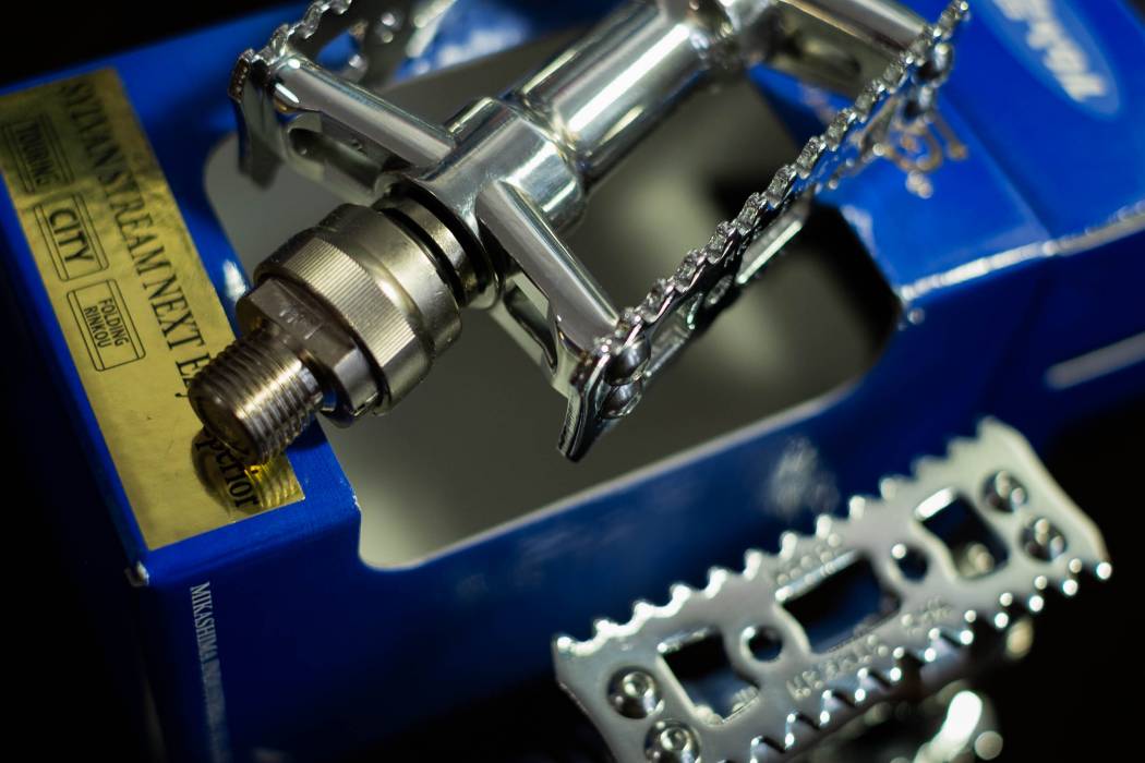 MKS Stream Next Pedale Aluminium poliert mit Chromplatten