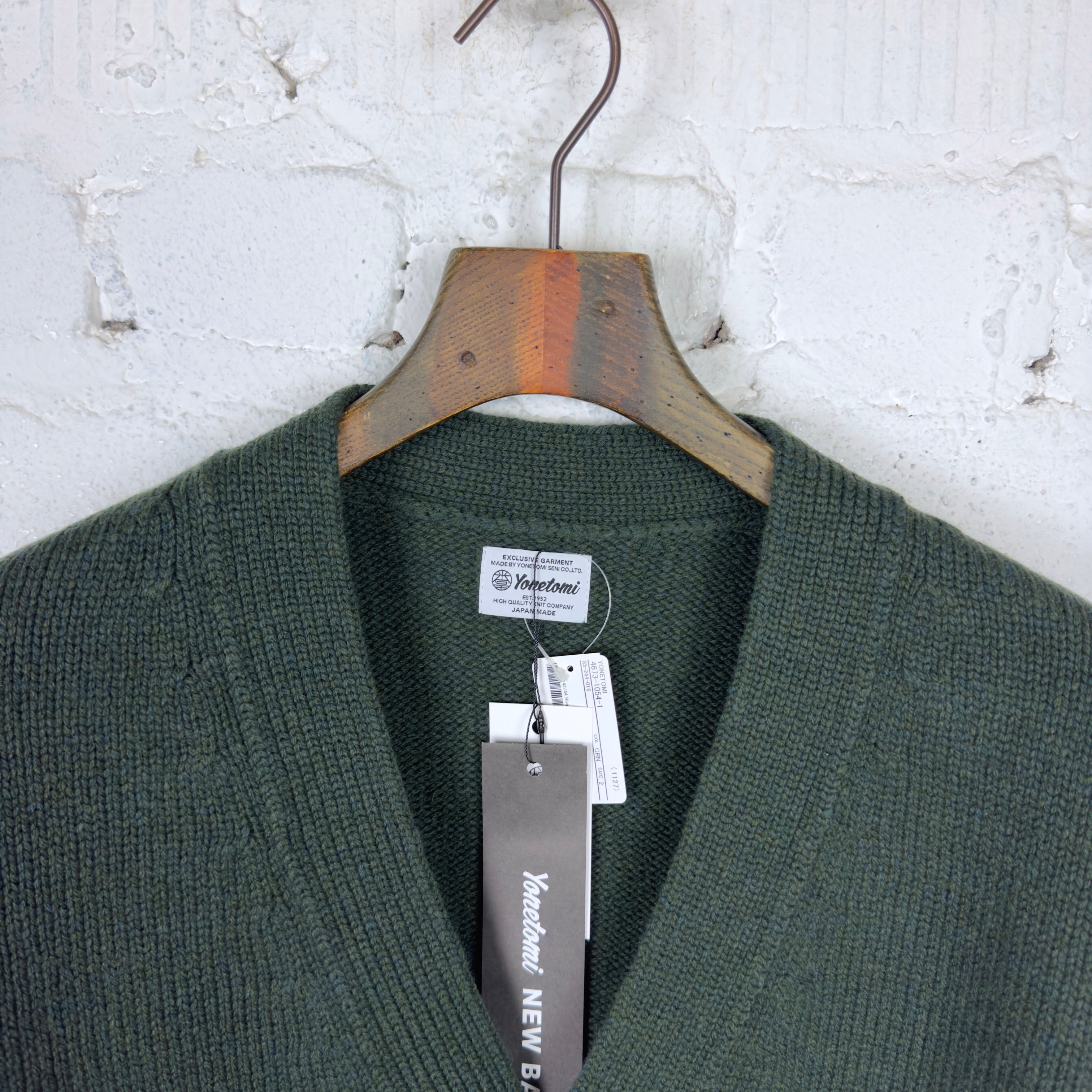 yonetomi | soft lambswool cardigan - dark green – stuf|f-official