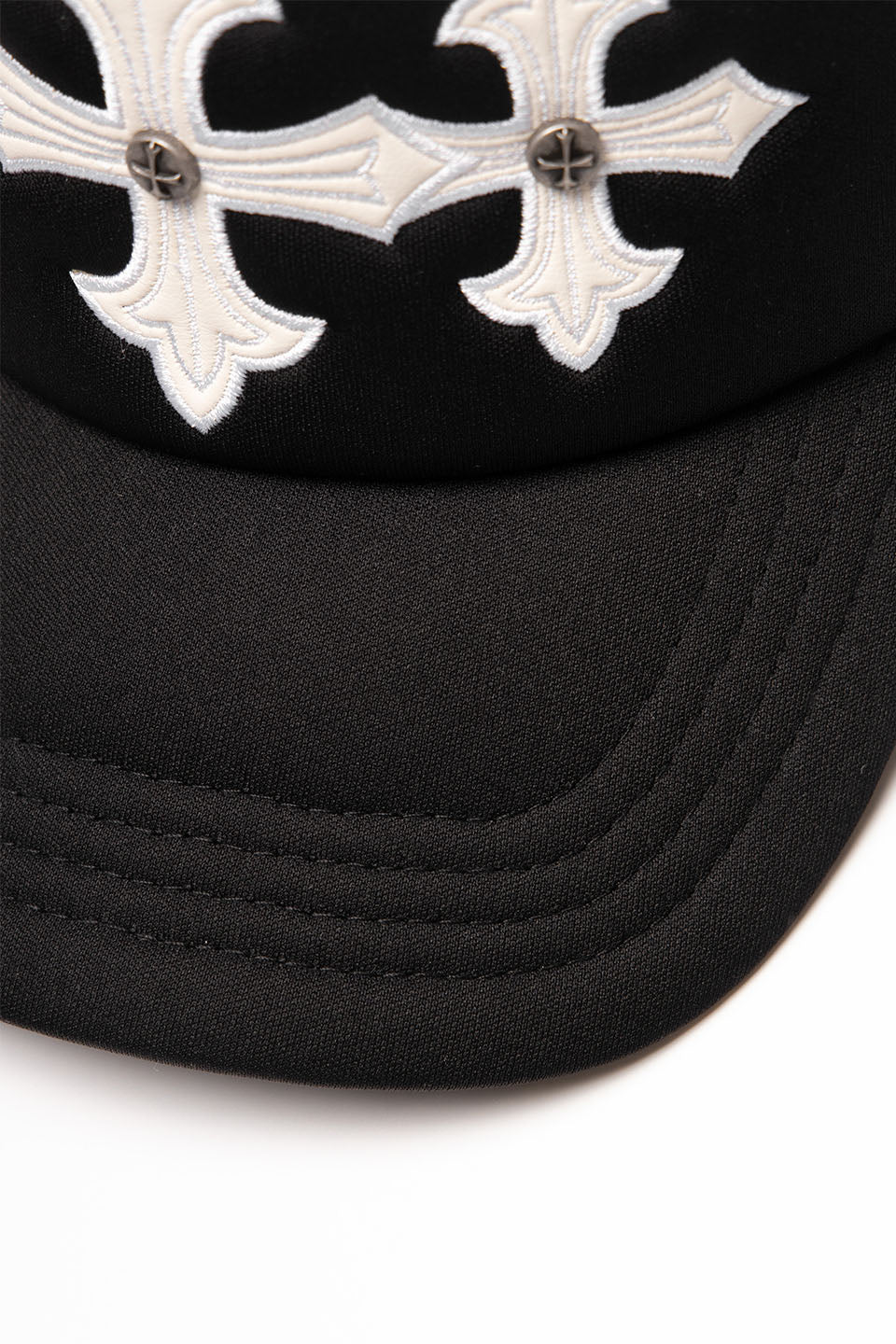 Cross Leather Patch Mesh Cap｜SUPPLIER｜キャップ